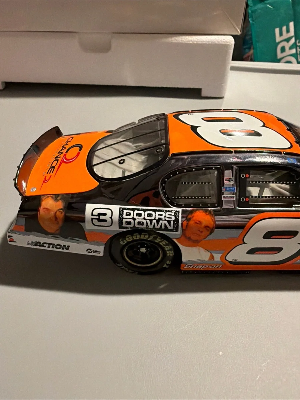 Race Fans Tony Stewart 2003 3 Doors Down Nascar 1/24 Diecast Action #8 Authentic